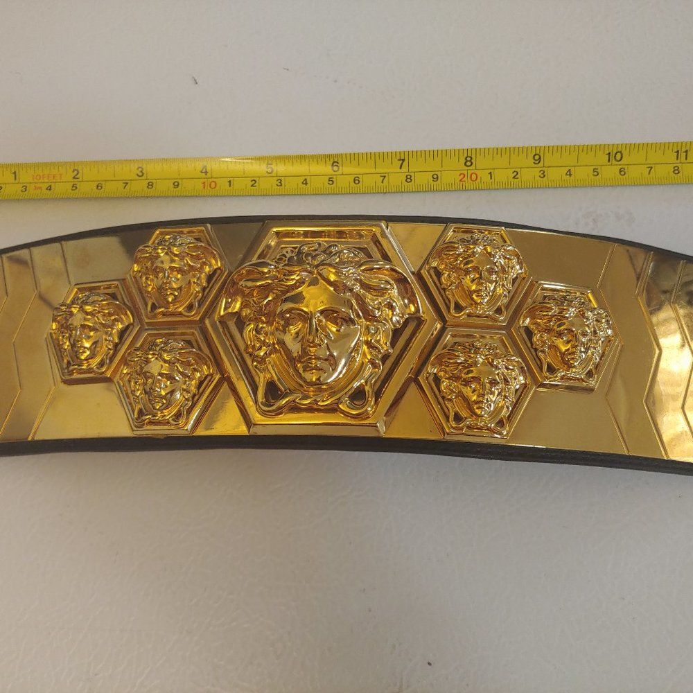 VERSACE AUTHENTIC GOLD MEDUSA MENS BELT PREVIOUSLY OWNED BY A POP SINGER